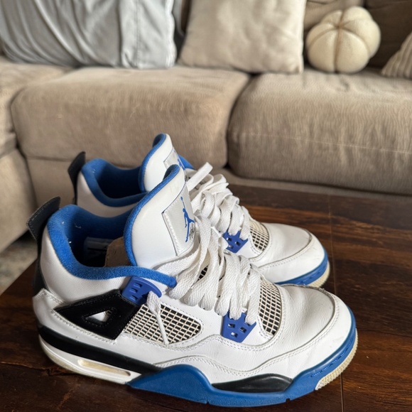 Jordan 4 Retro (2017) Motorsports - Picture 3 of 7